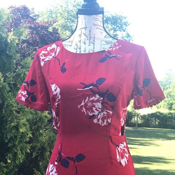 NWOT SOCIALITE Red Strappy Back Mini Dress Small - Picture 3 of 8